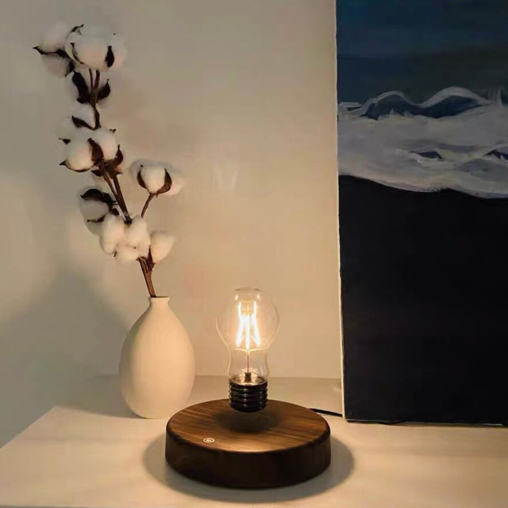 Magic Levitating Lamp: Retro Bulb